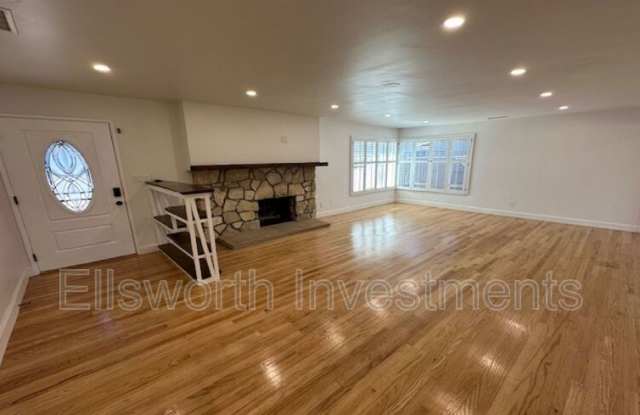 6034 Lancaster Dr Gallery 2