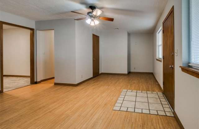 201 Collier Drive Gallery 4