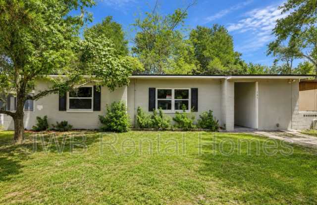 141 43rd St W photos photos