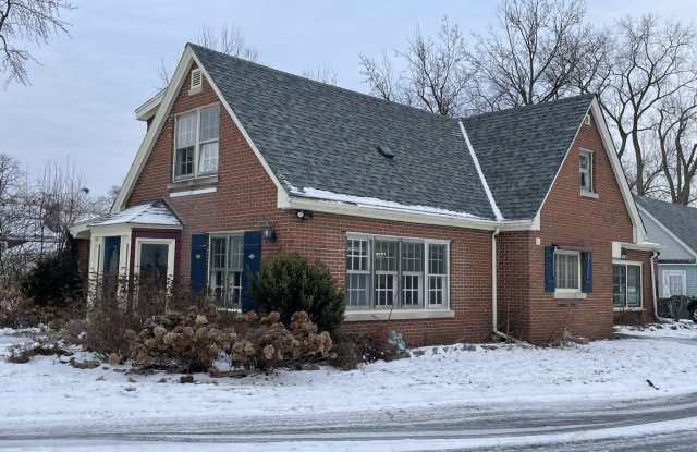 1009 61st Street photos photos