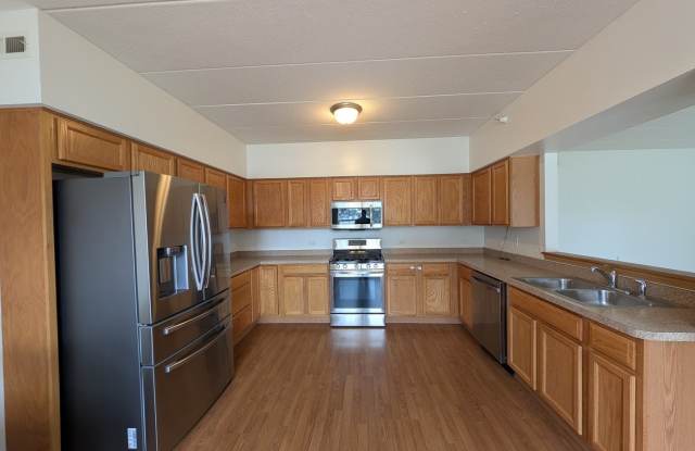 16671 Liberty Circle Gallery 4