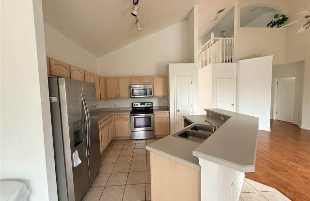 2918 BLOOMING ALAMANDA Loop Gallery 3