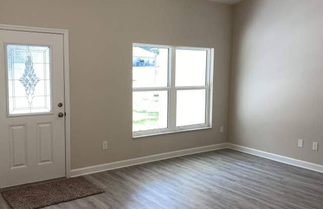 9009 North Sandree Drive Gallery 3