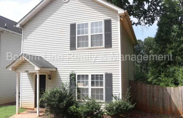 1006 Beaugard Drive - 1006 Beaugard Drive, Charlotte, NC 28208