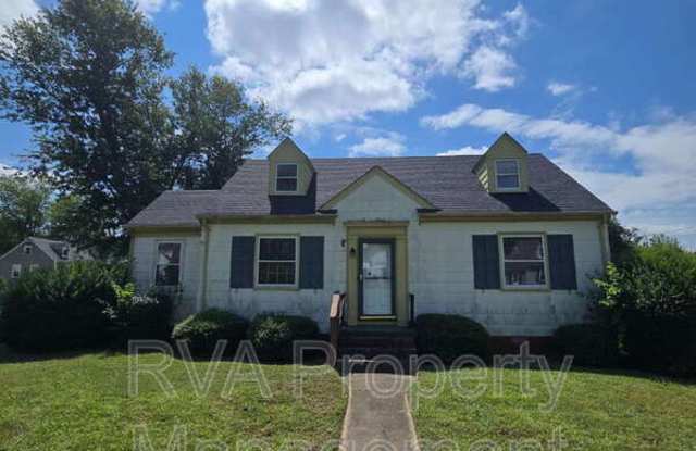 1915 Parlow Drive Gallery 1