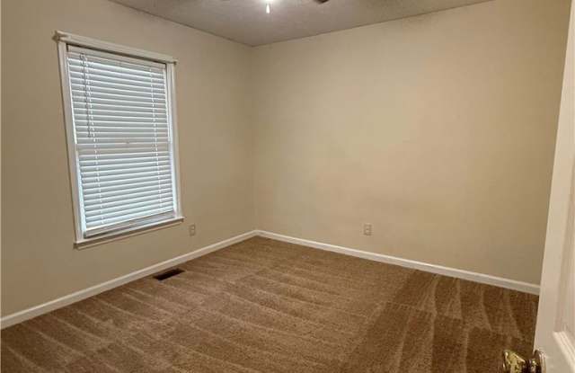 6731 WINCHESTER Drive Gallery 4