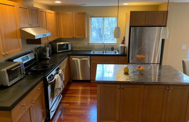 5516 28th Ave NW Gallery 2