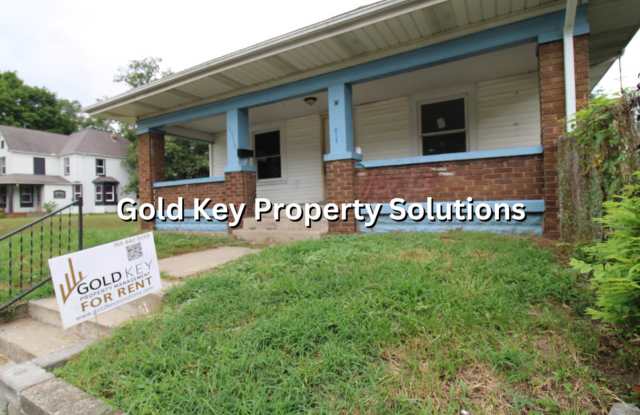 3 BR 1 BA House with Garage, Central Air, and Fenced Backyard (SECTION 8 APPROVED) photos photos