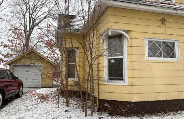 SPACIOUS 4 BEDROOM HOME READY TO WELCOME YOU photos photos