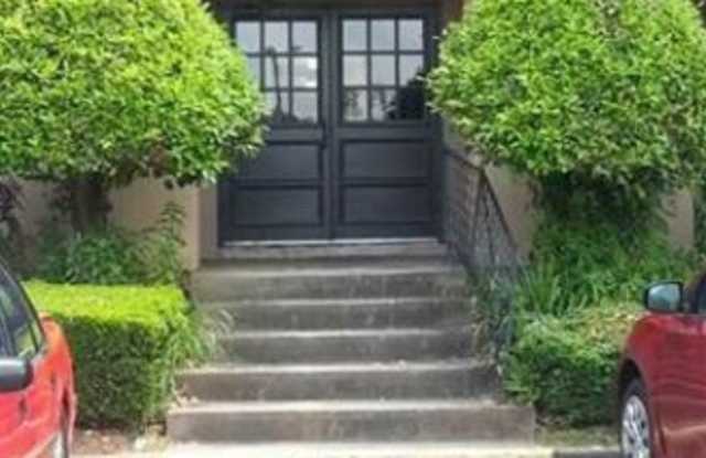 Renovated 2 Bedroom / 2 Bath Condo for Rent photos photos