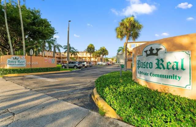 6235 Kendale Lakes Cir photos photos 6235 Kendale Lakes Cir photos photos