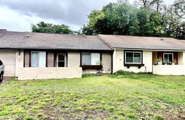 104 Sycamore Ct photos photos