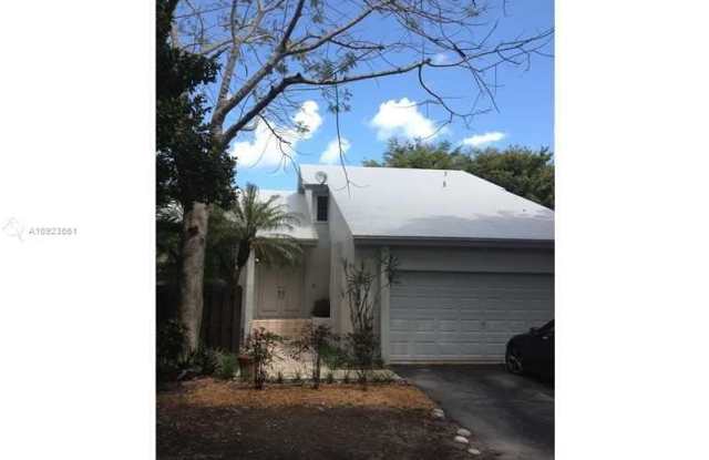 10805 SW 134 Ct Gallery 2