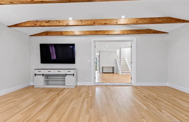 55 Alhambra Road Gallery 2