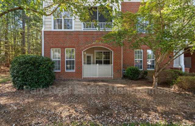 511 Ives Ct - 511 Ives Court, Chapel Hill, NC 27514