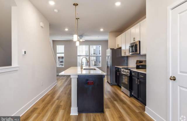 1825 GUILFORD Avenue Gallery 4