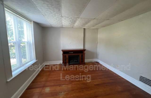4932 Schollmeyer Ave. Gallery 2