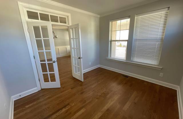 800 Ancient Oaks Dr Gallery 4