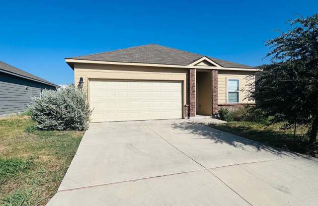 1-Story 3 Bedroom 2 Bathrooms Home in Horizon Point in Converse, TX Gallery 1