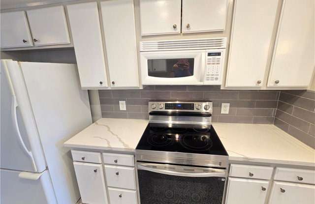 8828 Pershing Drive Gallery 3