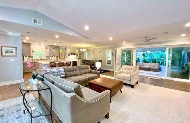 907 Tropic Drive Gallery 3