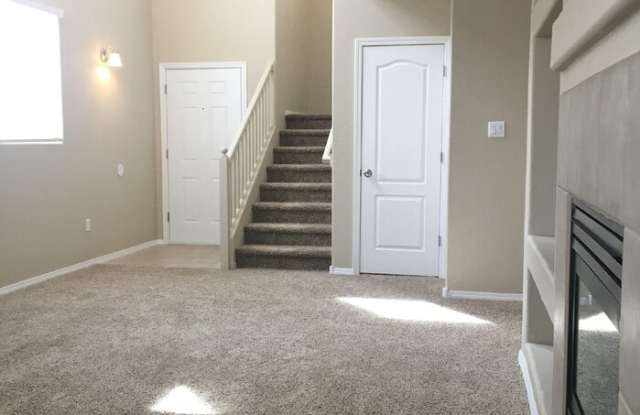 1941 Cortina Loop Southeast Gallery 3