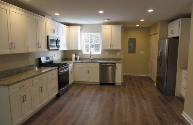 129 Thayer Court Gallery 3