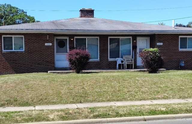 1297 South James Road - 1297 South James Road, Columbus, OH 43227