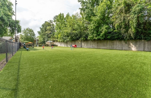 Willow Ridge Apartments Gallery 2