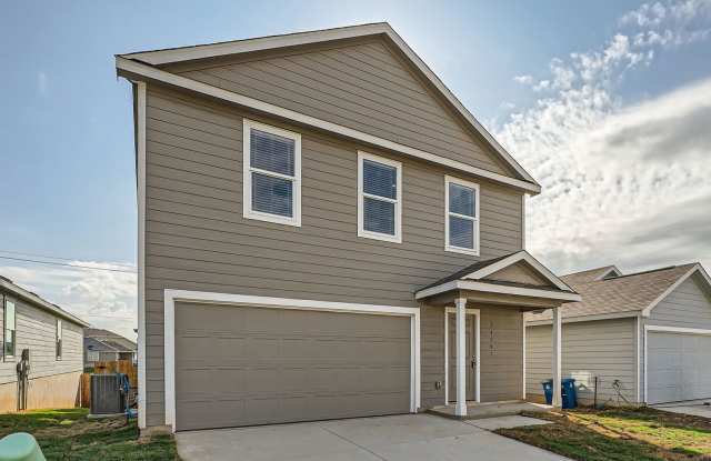 4 Bedrooms, near Lackland AFB - 14007 Wool Park, Bexar County, TX 78245