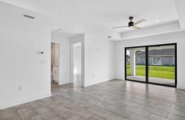 4688 Golfview Boulevard Gallery 2