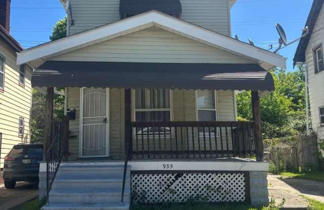 3bd Single Cash Pay/Section 8 photos photos