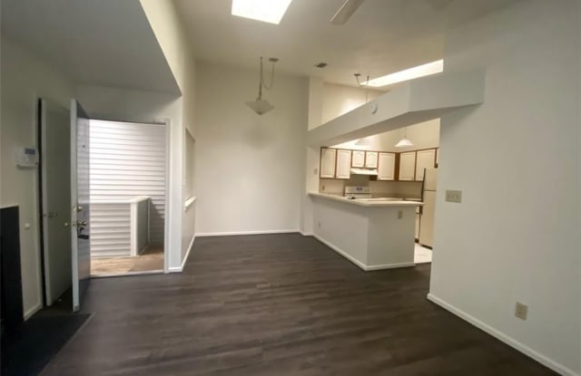 288 Nantucket Place Gallery 3