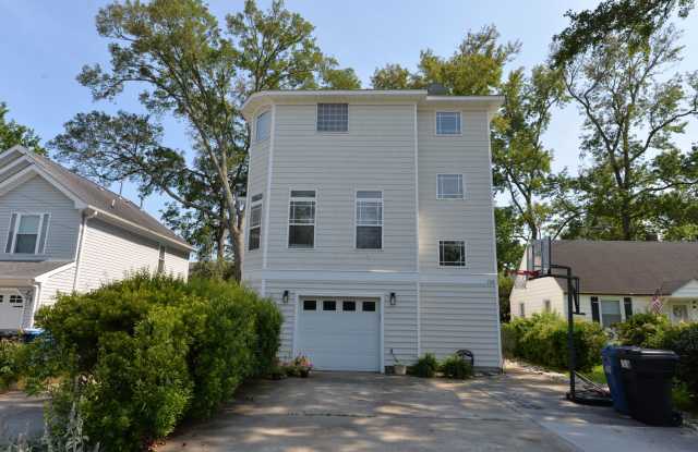 3 Story Duplex-Condo at the Beach photos photos