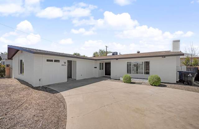 3820 Grandview: Spacious 4-bedroom, 2-bath home with large bedrooms and no carpet photos photos