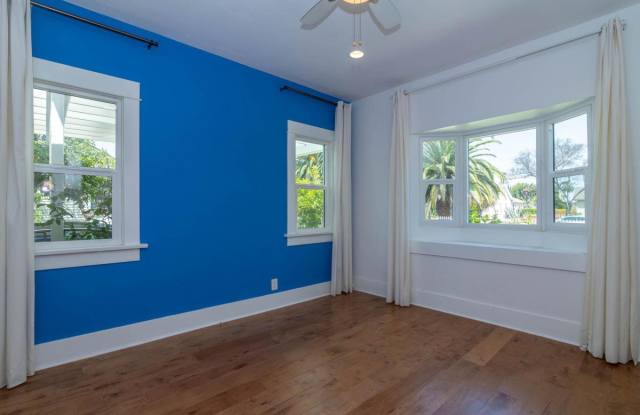 151 North Harvard Boulevard Gallery 3