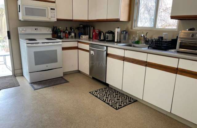 343 Main St. photos photos