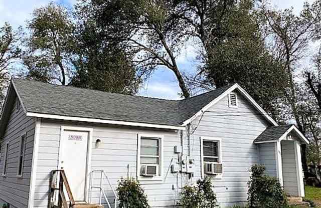 Quaint & Cozy Duplex!! photos photos