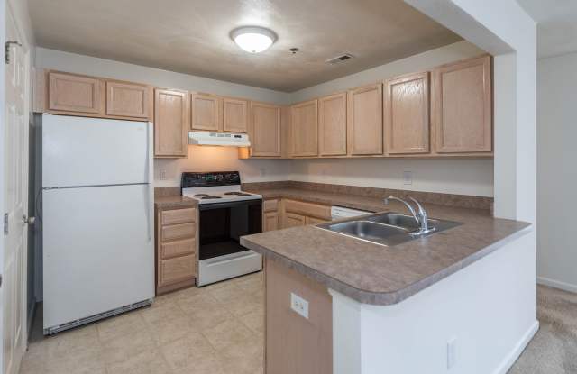 Magnolia Chase photos photos Magnolia Chase photos photos