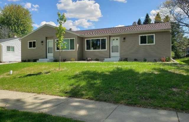 2801 Victoria Ln. Gallery 1