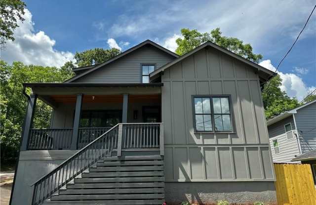 192 Claire Drive SE Gallery 2