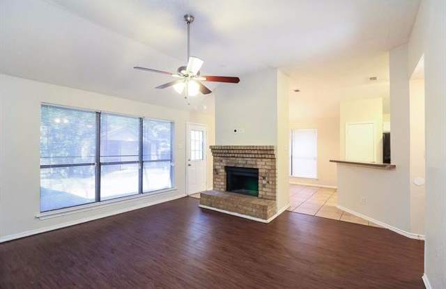 2317 Lakeshore Lane Gallery 4