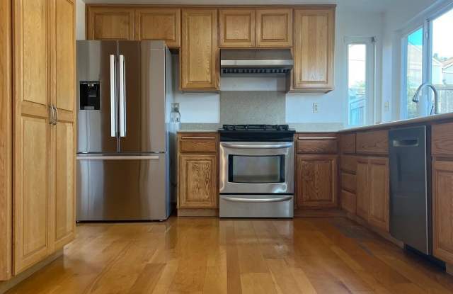 6509 Manhatten Ct Gallery 4