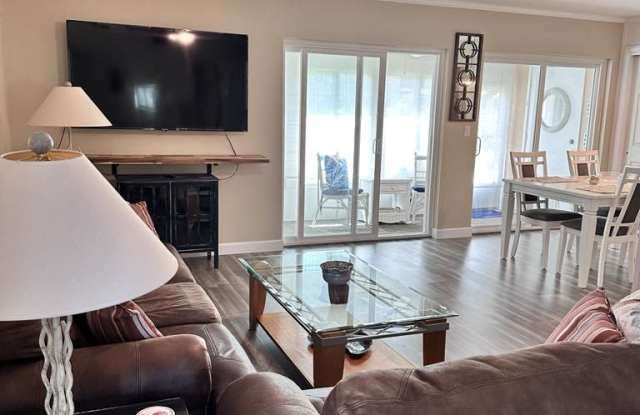 6318 7th Ave W photos photos