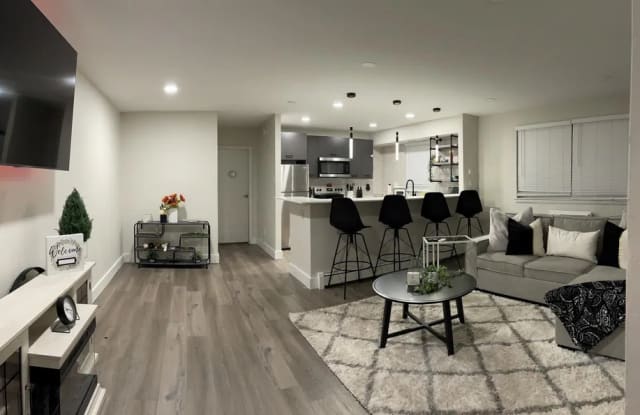 Stanbridge Court photos photos