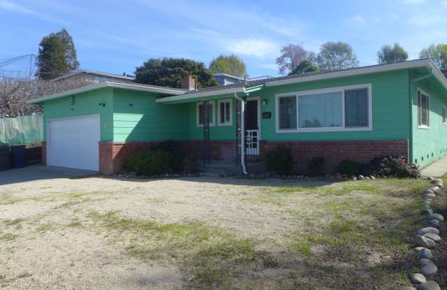 45 Crescent Dr. Watsonville, CA 95076 photos photos
