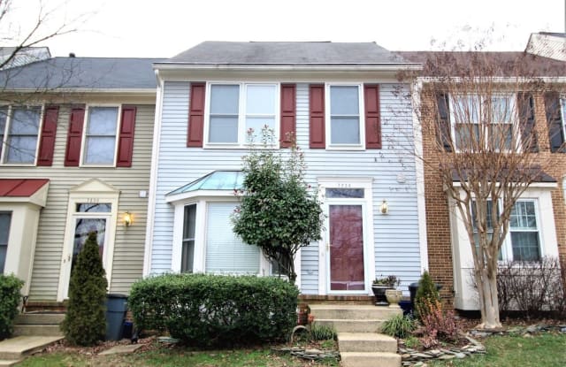 7234 Lensfield Ct - 7234 Lensfield Court, Kingstowne, VA 22315