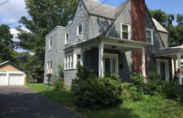 11 STOKES AVENUE - 11 Stokes Avenue, Camden County, NJ 08108