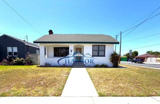1667 N. Lagoon Avenue photos photos