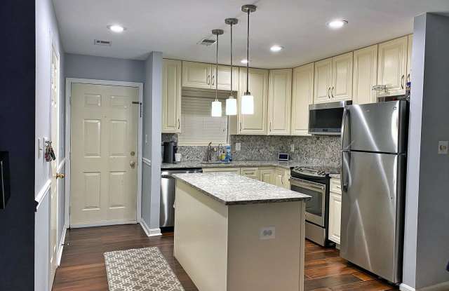 2816 LEE OAKS PLACE - 2816 Lee Oaks Place, Idylwood, VA 22046